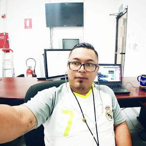 Meet your Posher, Josue gabriel